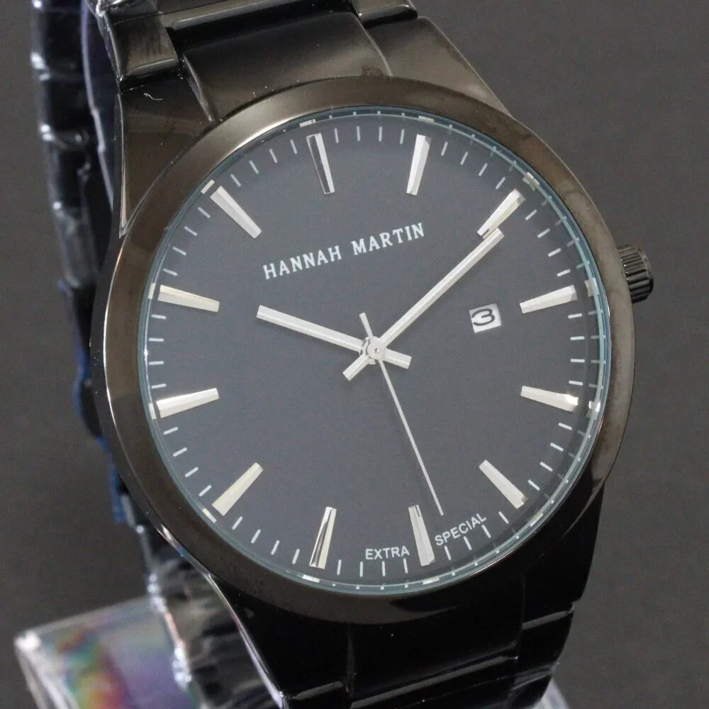 Men's Sports Watch Raised Indices Integrated Bracelet Black Quartz 40mm
